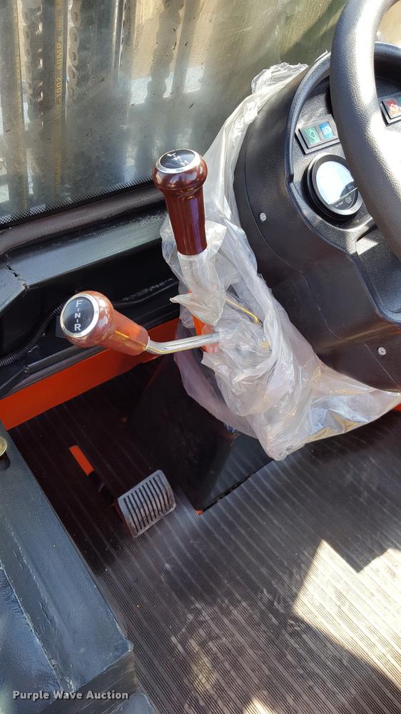 image for item F1131 2016 Vmax CPCY35 forklift