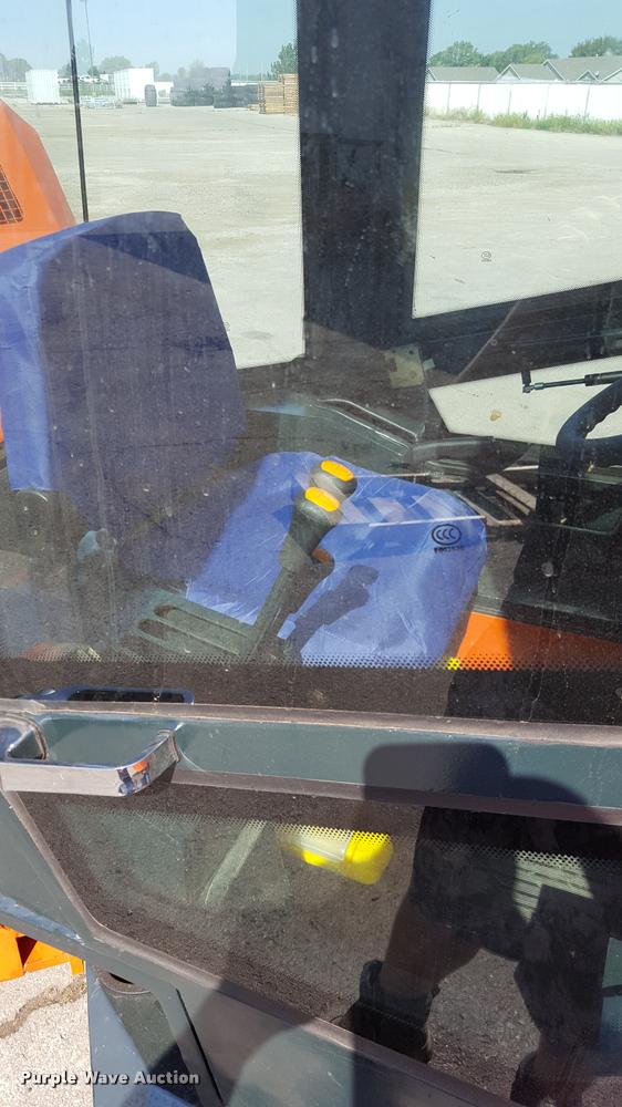 image for item F1131 2016 Vmax CPCY35 forklift