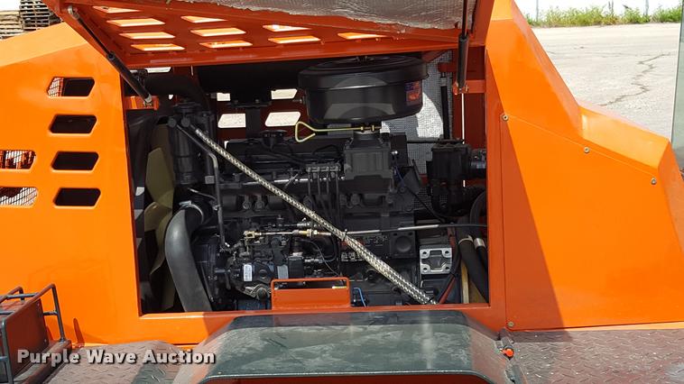 image for item F1131 2016 Vmax CPCY35 forklift