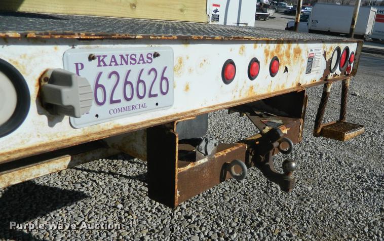 image for item J8804 2006 Ford F350 Super Duty bucket truck