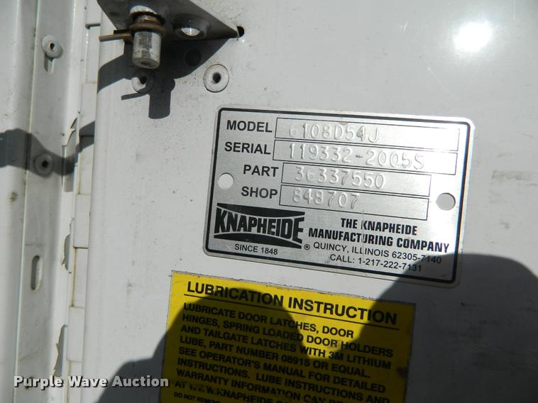 image for item J8804 2006 Ford F350 Super Duty bucket truck