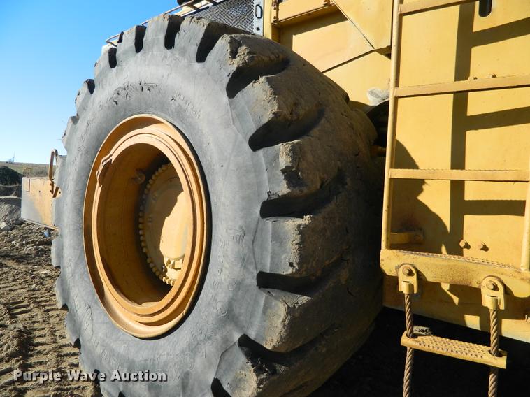 image for item J8805 1983 Caterpillar 992C wheel loader