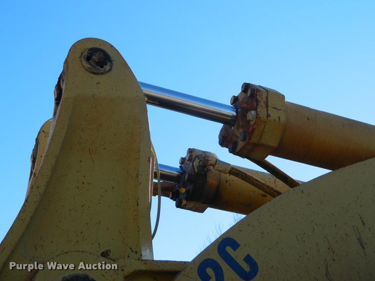 image for item J8805 1983 Caterpillar 992C wheel loader