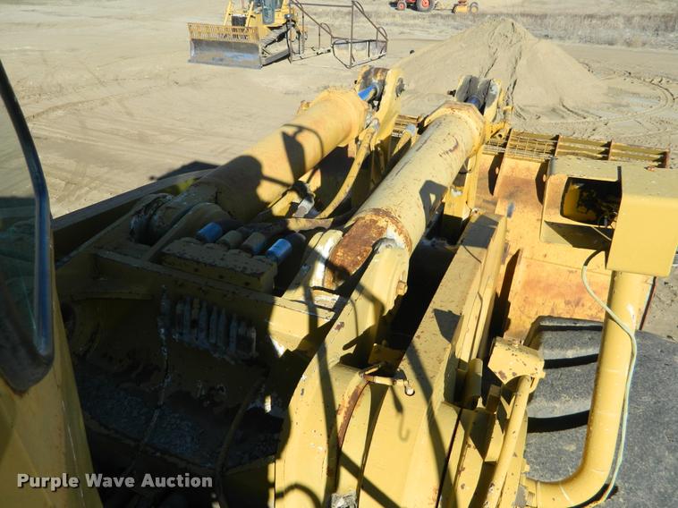 image for item J8805 1983 Caterpillar 992C wheel loader