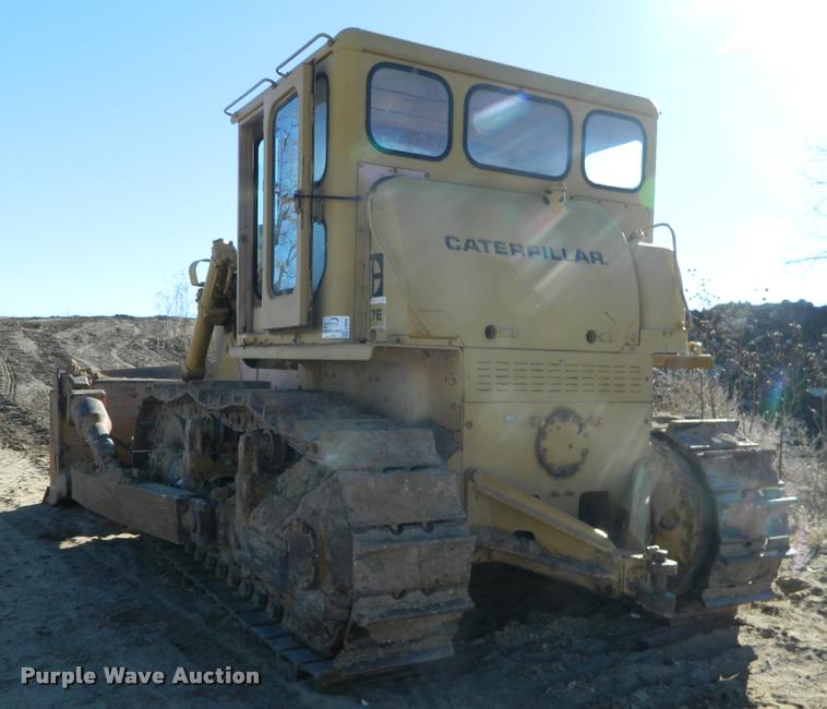 image for item J8806 1968 Caterpillar D7E dozer