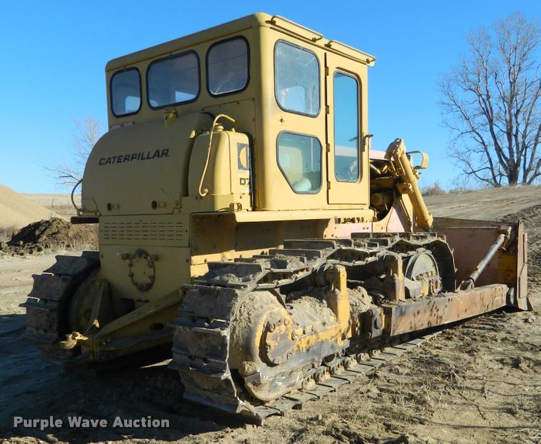 image for item J8806 1968 Caterpillar D7E dozer