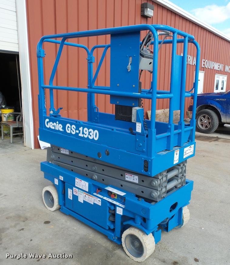 image for item K3396 Genie GS1930 scissor lift