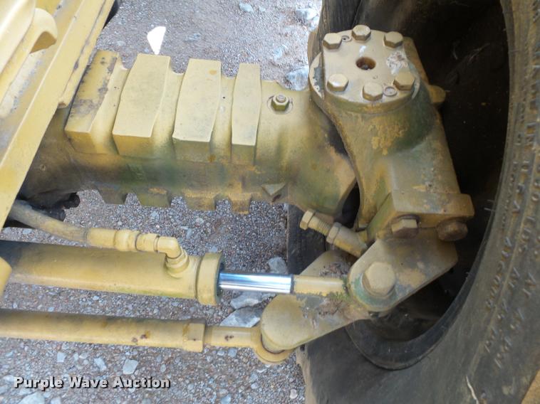 image for item K3397 1994 Vermeer V8050 trencher