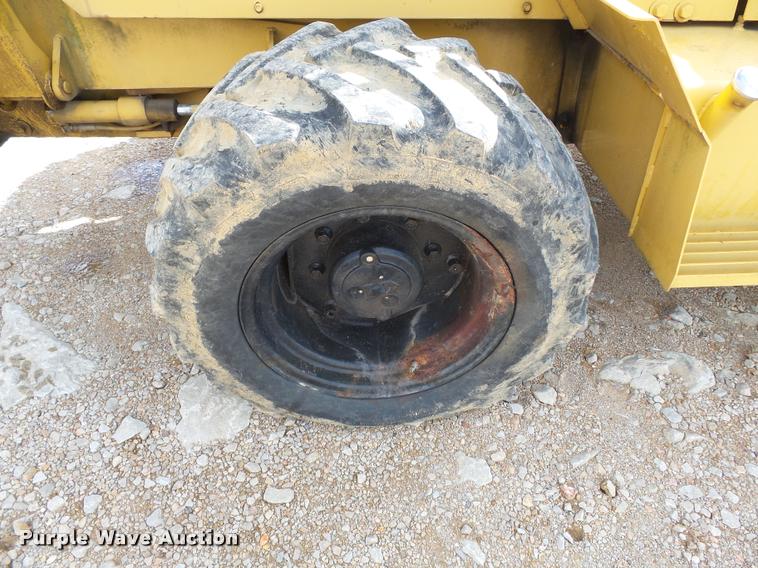 image for item K3397 1994 Vermeer V8050 trencher