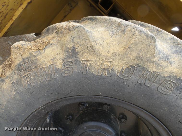 image for item K3397 1994 Vermeer V8050 trencher