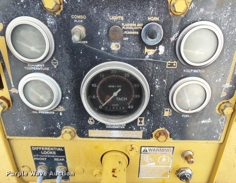 image for item K3397 1994 Vermeer V8050 trencher