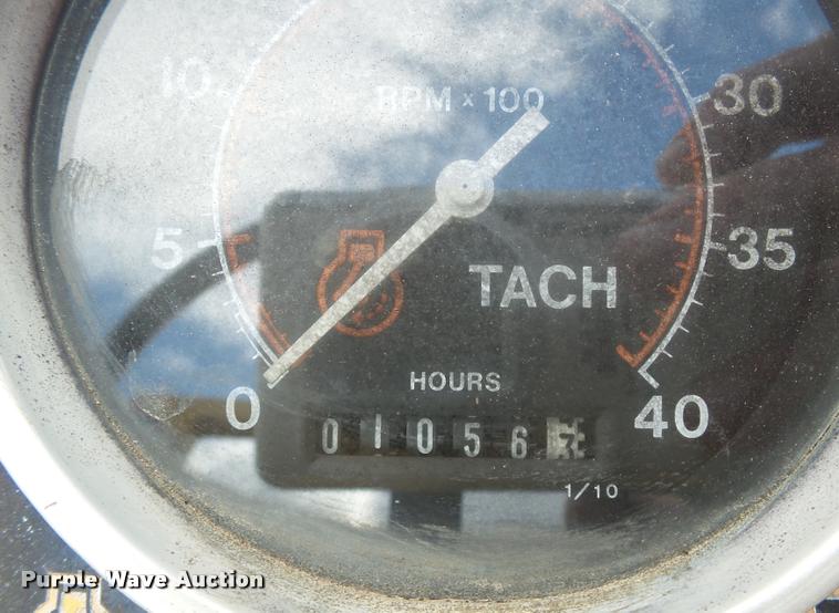 image for item K3397 1994 Vermeer V8050 trencher