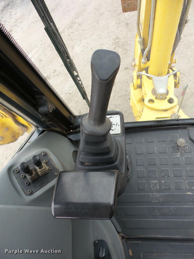 image for item K6493 2008 Komatsu WB146 backhoe