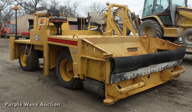 image for item K6494 Blaw Knox RW-100 road widener