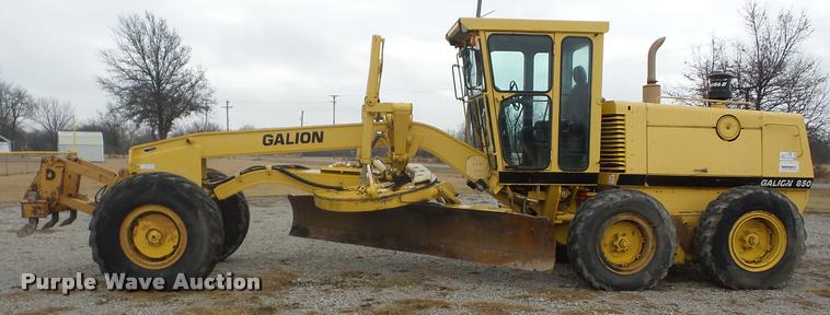 image for item K6495 2000 Galion 850C motor grader