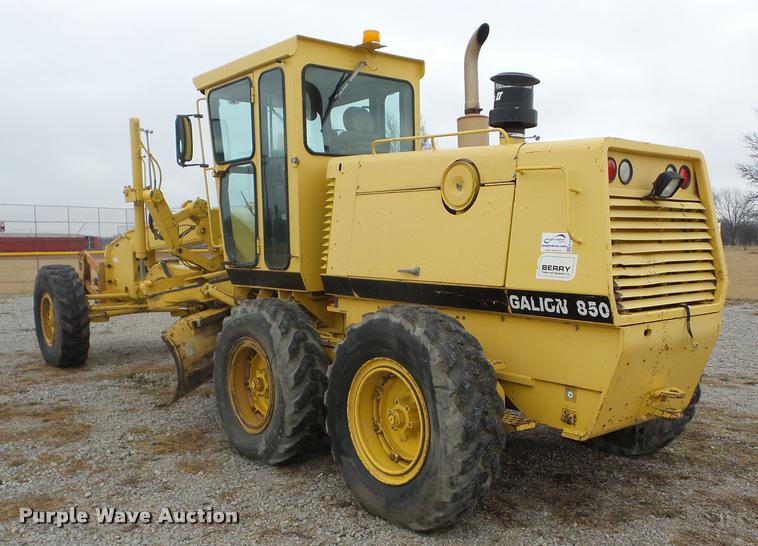 image for item K6495 2000 Galion 850C motor grader