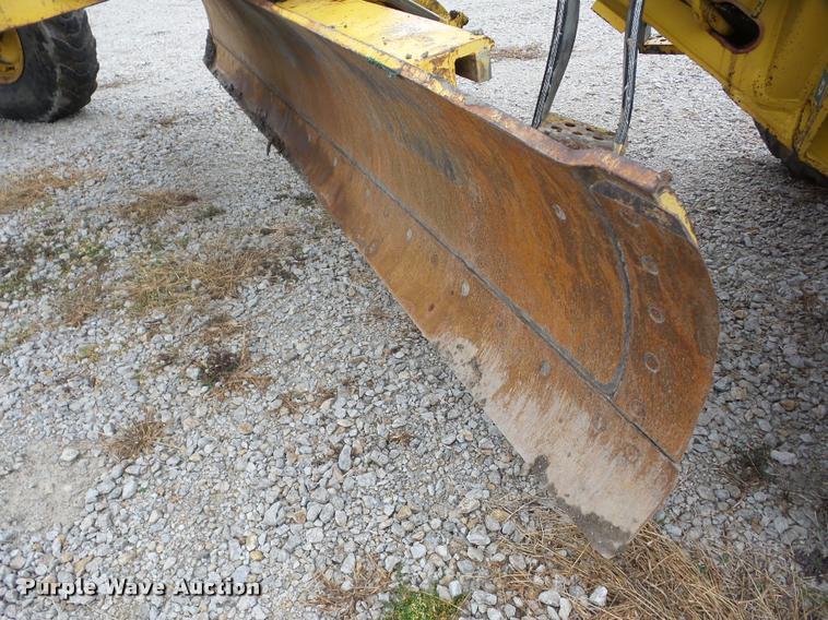 image for item K6495 2000 Galion 850C motor grader