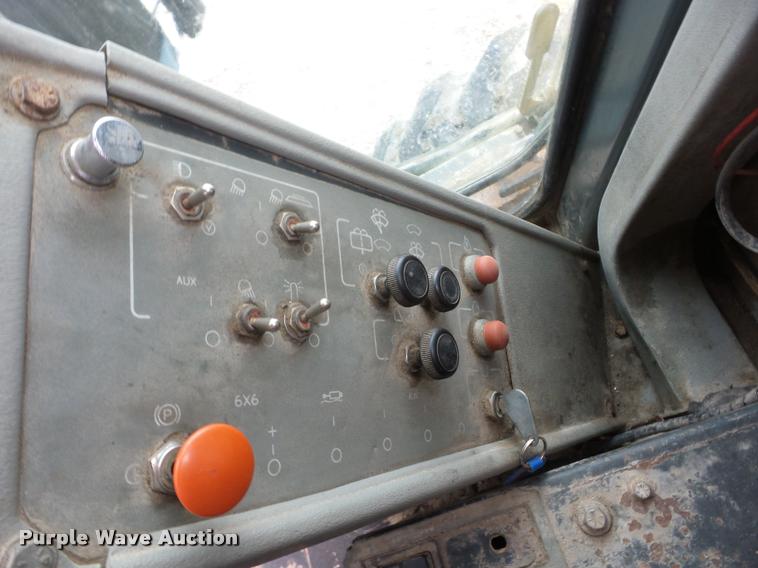 image for item K6495 2000 Galion 850C motor grader