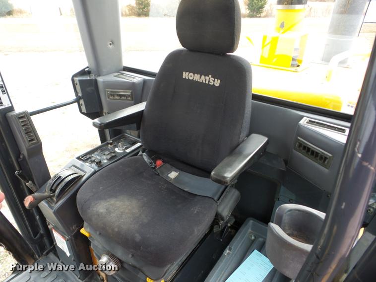 image for item K6497 2006 Komatsu GD655 motor grader