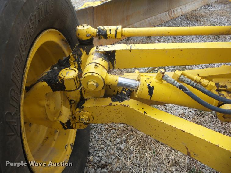 image for item K6498 2009 Komatsu GD655 motor grader