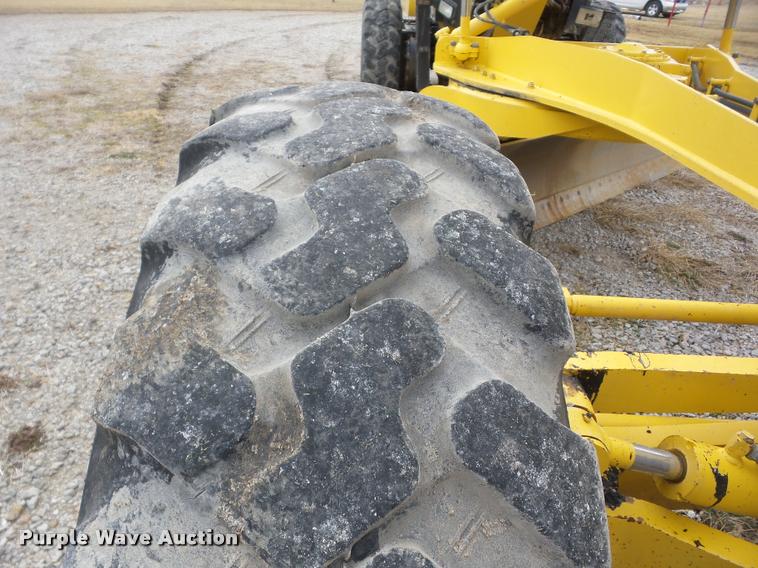 image for item K6498 2009 Komatsu GD655 motor grader