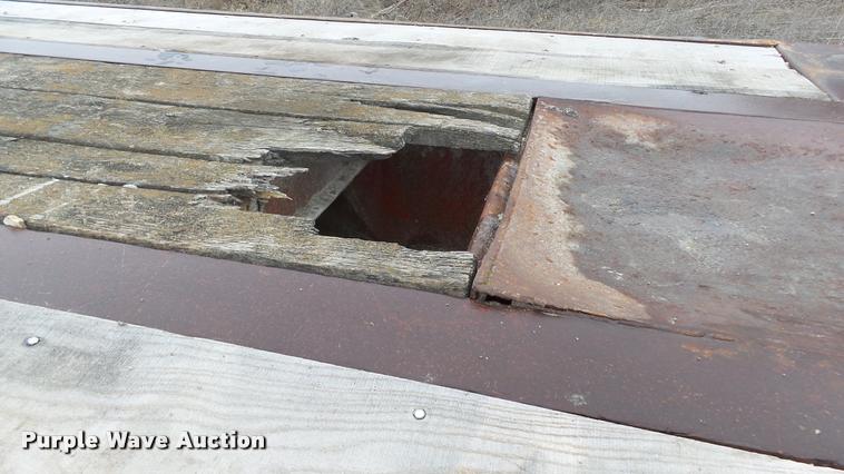 image for item K8044 1984 Aztec drop deck equipment trailer