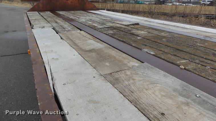 image for item K8044 1984 Aztec drop deck equipment trailer