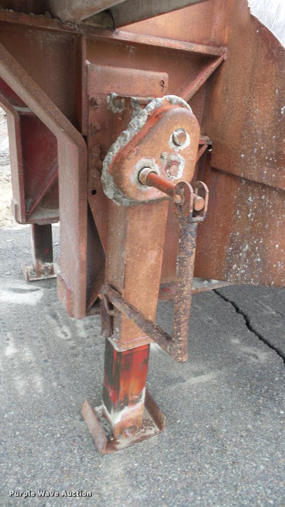 image for item K8044 1984 Aztec drop deck equipment trailer