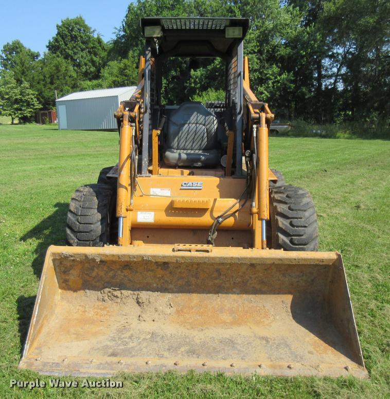 image for item L2839 Case 1845C skid steer