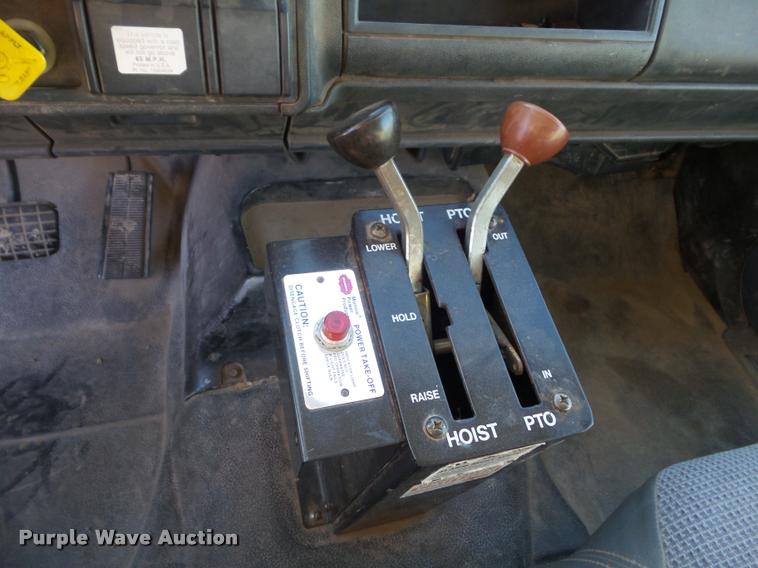 image for item L5146 1998 GMC C6500 dump truck