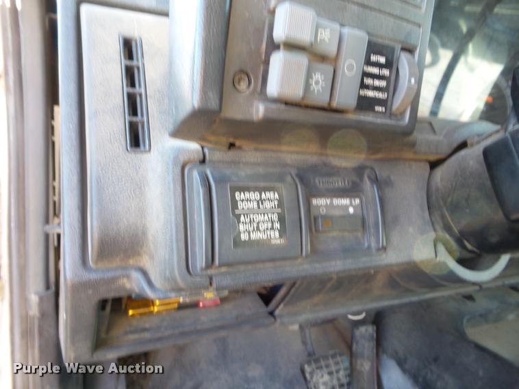 image for item L5146 1998 GMC C6500 dump truck