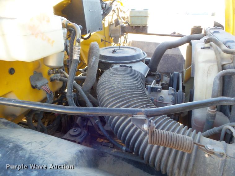 image for item L5146 1998 GMC C6500 dump truck