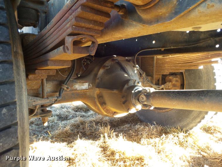 image for item L5146 1998 GMC C6500 dump truck