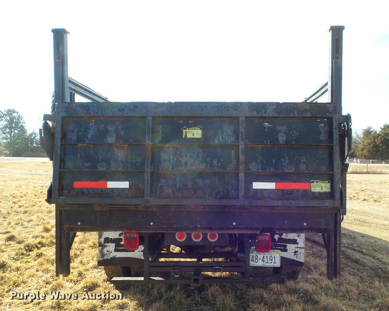 image for item L5147 1998 Ford F800 flatbed truck