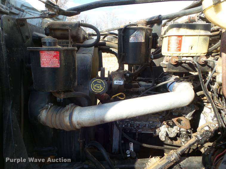 image for item L5147 1998 Ford F800 flatbed truck