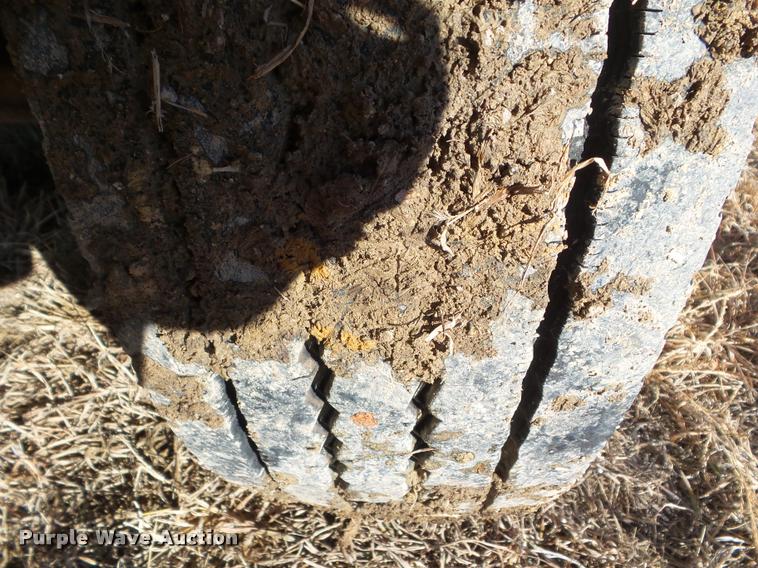 image for item L5147 1998 Ford F800 flatbed truck