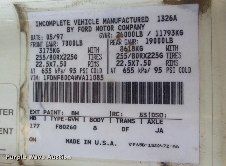 image for item L5147 1998 Ford F800 flatbed truck