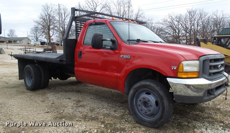 image for item L7225 1999 Ford F550 flatbed truck