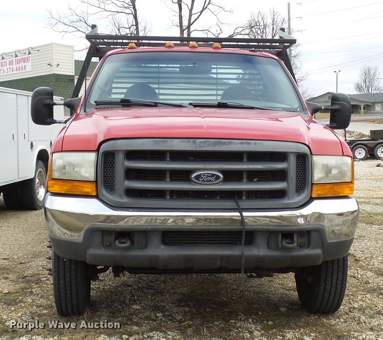 image for item L7225 1999 Ford F550 flatbed truck