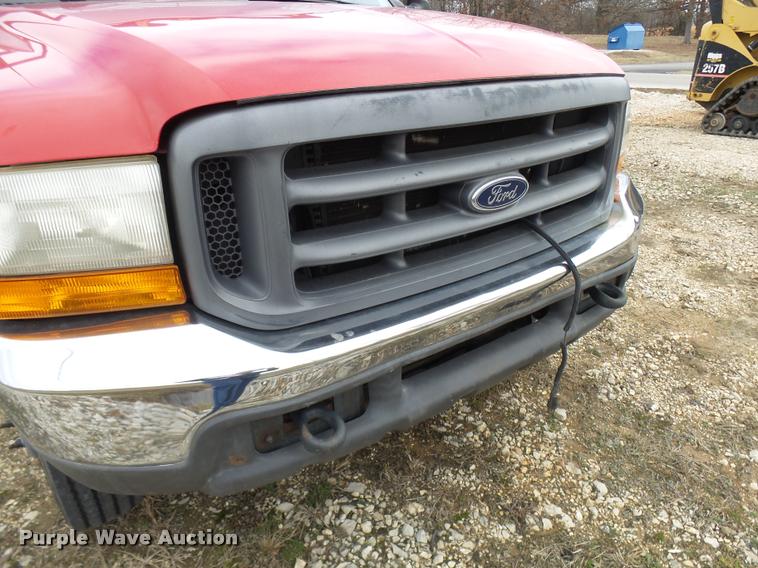 image for item L7225 1999 Ford F550 flatbed truck
