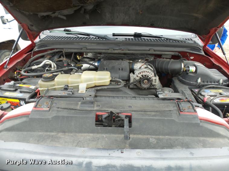 image for item L7225 1999 Ford F550 flatbed truck