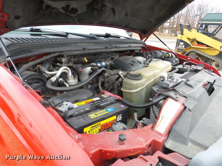 image for item L7225 1999 Ford F550 flatbed truck