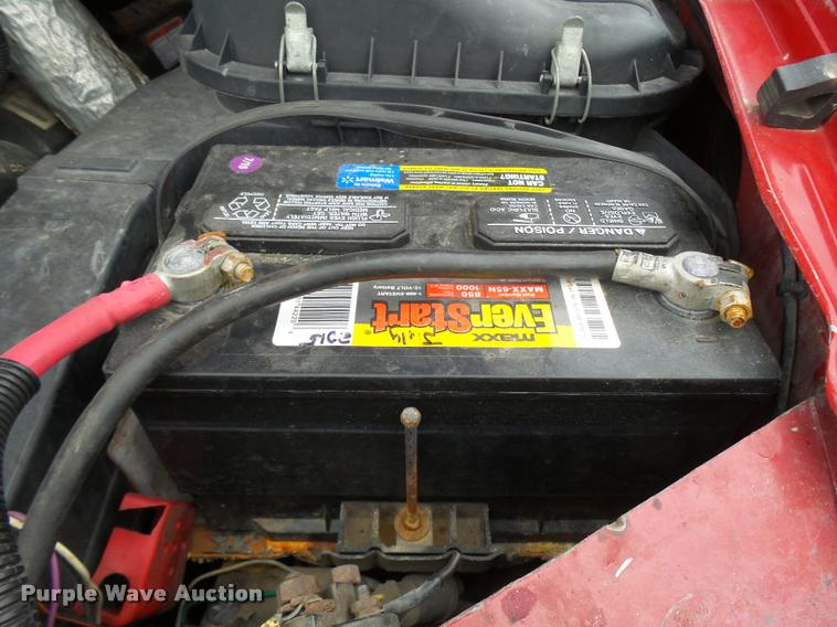 image for item L7225 1999 Ford F550 flatbed truck