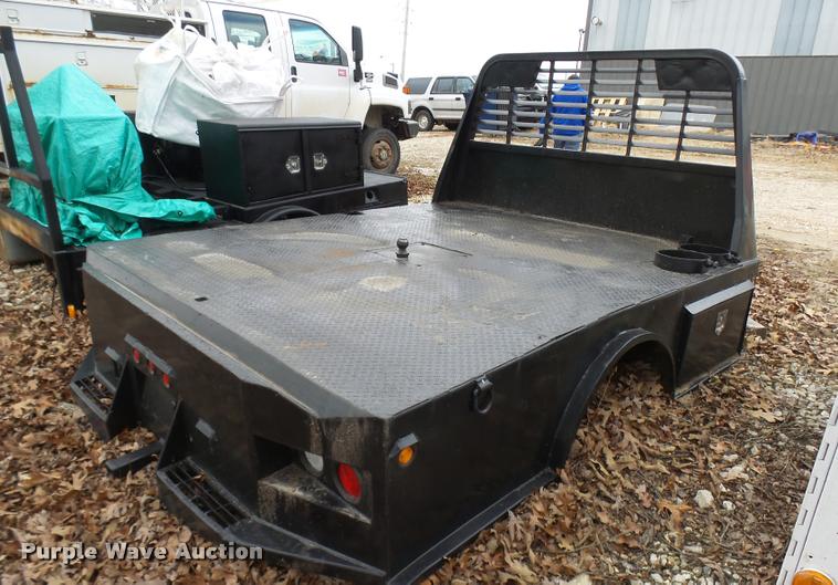 image for item L7226 Contractors flatbed