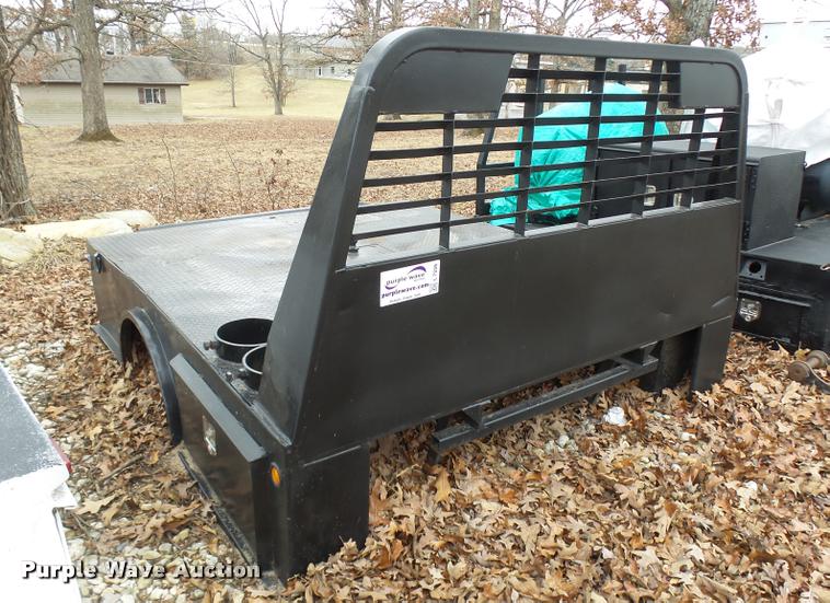 image for item L7226 Contractors flatbed