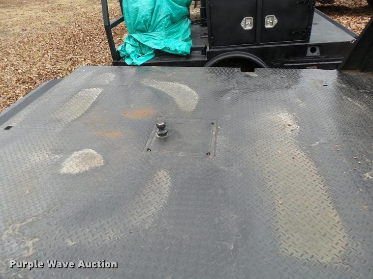 image for item L7226 Contractors flatbed