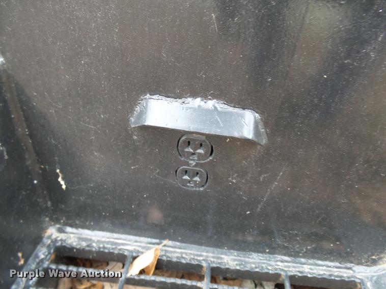 image for item L7226 Contractors flatbed