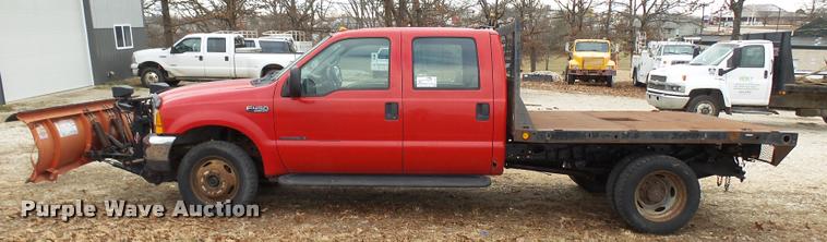 image for item L7227 2000 Ford F450 Super Duty XL Crew Cab flatbed truck