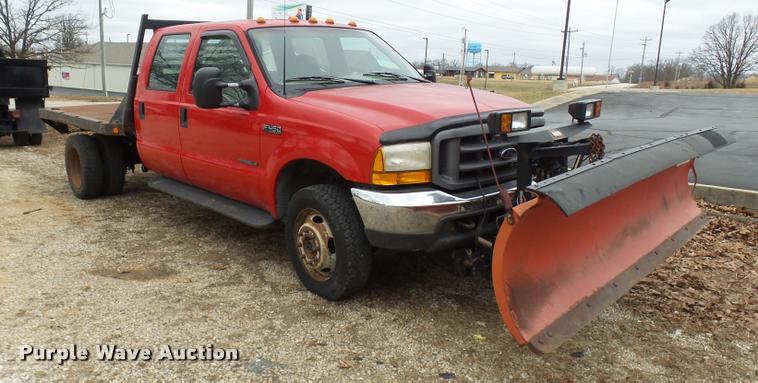 image for item L7227 2000 Ford F450 Super Duty XL Crew Cab flatbed truck