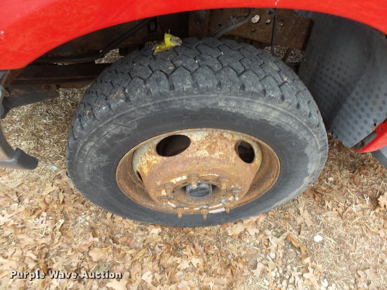 image for item L7227 2000 Ford F450 Super Duty XL Crew Cab flatbed truck